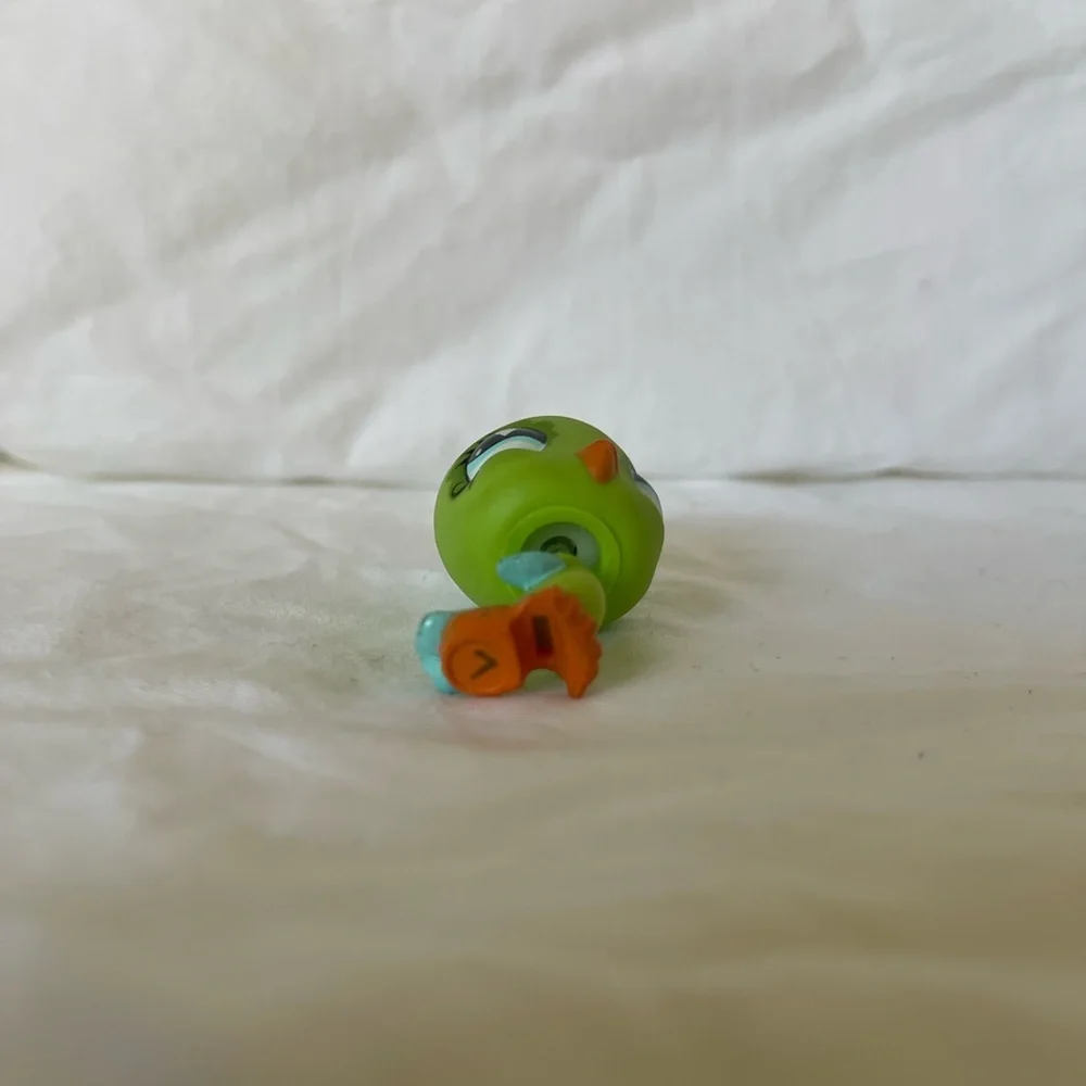 Authentic Littlest Pet Shop PARAKEET #472 - Hasbro LPS